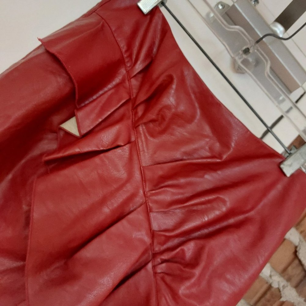 Isabel Marant Red pu Leather Ruffle Mini Skirt - Picture 2 of 8